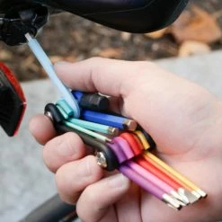 France Accessoires vélo Soldes 2023 -France Accessoires vélo Soldes 2023 multi outils velo multicolore kikkerland 1