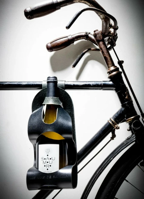 Porte-bouteille Vélo De Vin En Cuir - La Bouclée 6 Porte-bouteille Vélo De Vin En Cuir - La Bouclée – Image 4