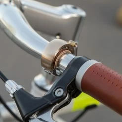 Sonnette Oi Bell Luxe Pour Cycliste Urbain - Knog -France Accessoires vélo Soldes 2023 sonnette oi bell luxe pour cycliste urbain knog 2