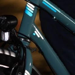 Stickers Vélo Réfléchissants Ligne - Reflective Berlin 13 Stickers Vélo Réfléchissants Ligne - Reflective Berlin -France Accessoires vélo Soldes 2023 stickers velo reflechissants ligne reflective berlin 4