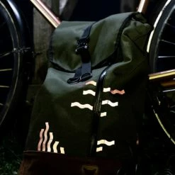 Stickers Vélo Réfléchissants Textile - Reflective Berlin 10 Stickers Vélo Réfléchissants Textile - Reflective Berlin -France Accessoires vélo Soldes 2023 stickers velo reflechissants textile reflective berlin 2