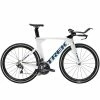 Vélo Triathlon TREK Speed Concept Blanc Bleu 2 Vélo Triathlon TREK Speed Concept Blanc Bleu -France Accessoires vélo Soldes 2023 trek21 speedcbbM Velo triathlon TREK Speed Concept Blanc Bleu 1x1200
