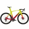 Vélo Route TREK Madone SLR 6 ETap Corail Jaune -France Accessoires vélo Soldes 2023 trek22 madslr6cj47 Velo Route TREK Madone SLR 6 eTap Corail Jaune 1x1200