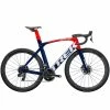 Vélo Route TREK Madone SLR 7 ETap Bleu Rouge -France Accessoires vélo Soldes 2023 trek22 madslr7ebr56 Velo Route TREK Madone SLR 7 eTap Bleu Rouge 1x1200