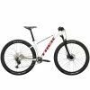 VTT Semi-Rigide TREK X-Caliber 8 Blanc Rouge -France Accessoires vélo Soldes 2023 trek22 xcal8brL VTT Semi Rigide TREK X Caliber 8 Blanc Rouge 1x1200